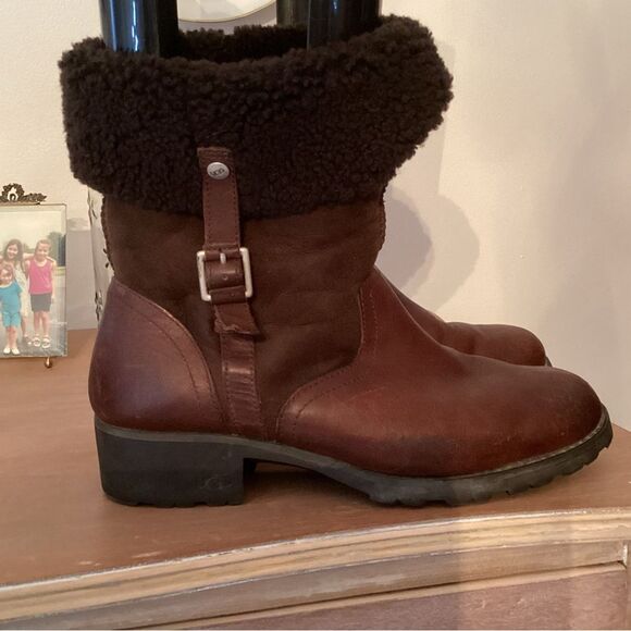 UGG BELLEVUE II SIZE 10 CONVERTIBLE BROWN LEATHER SHERPA LINED BOOTS - Picture 2 of 14